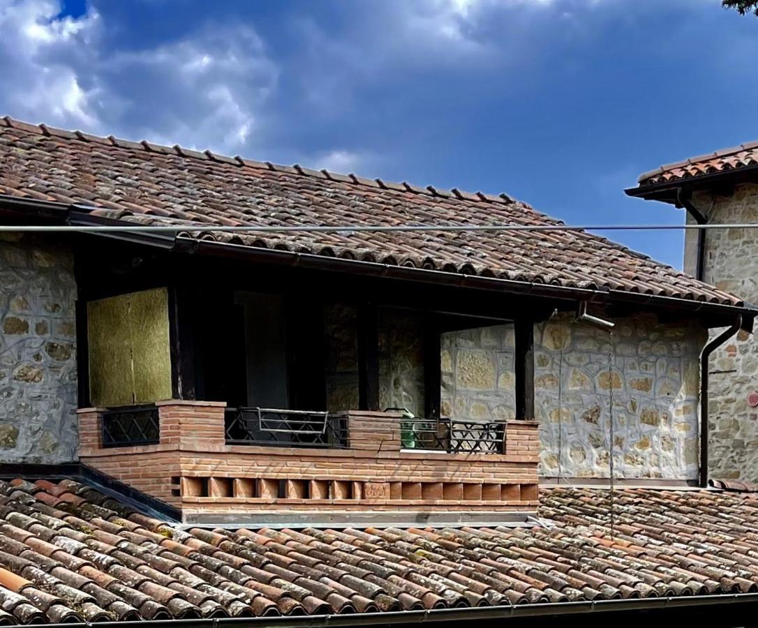 Mazzetti Country House-Vita In Campagna Con Giardino Vimignano-Chiesa Eksteriør bilde