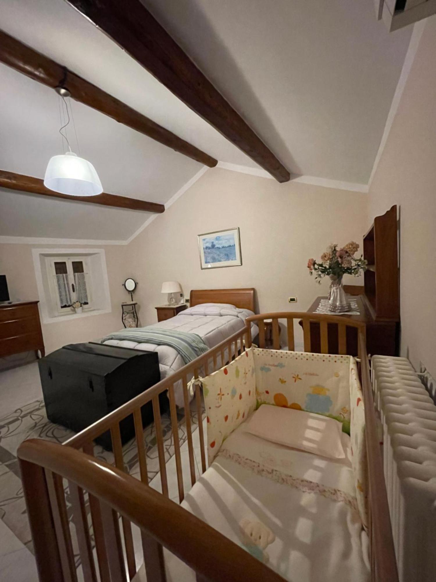 Mazzetti Country House-Vita In Campagna Con Giardino Vimignano-Chiesa Eksteriør bilde